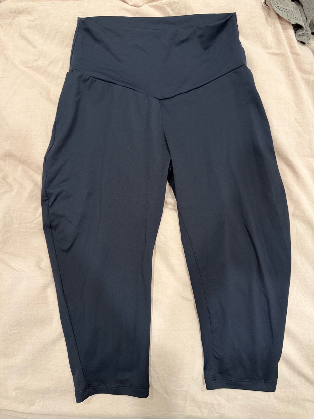 STRIPT Smooth Capri - Picture 3 of 4